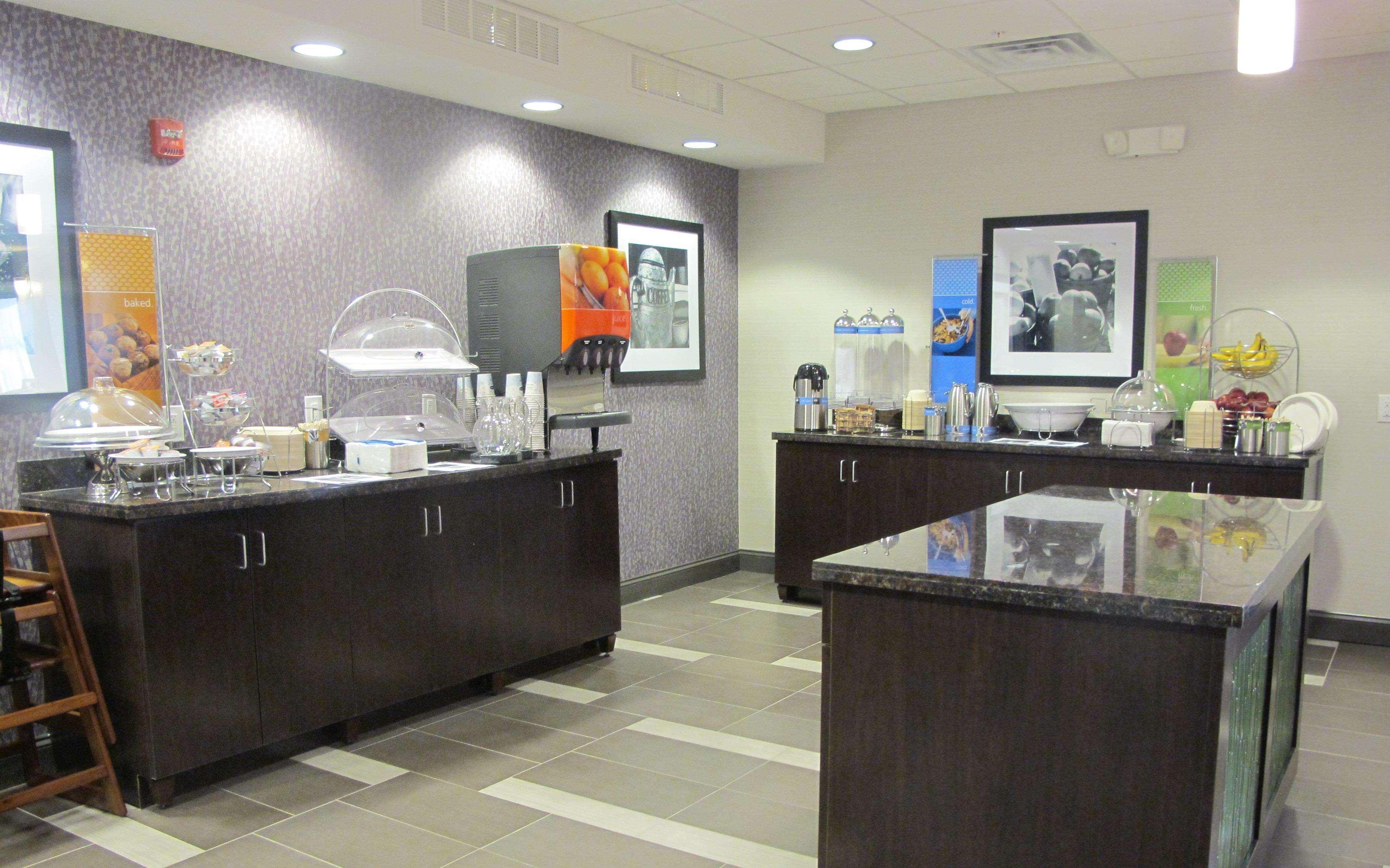 Hampton Inn By Hilton Leesville Fort Johnson Restauracja zdjęcie