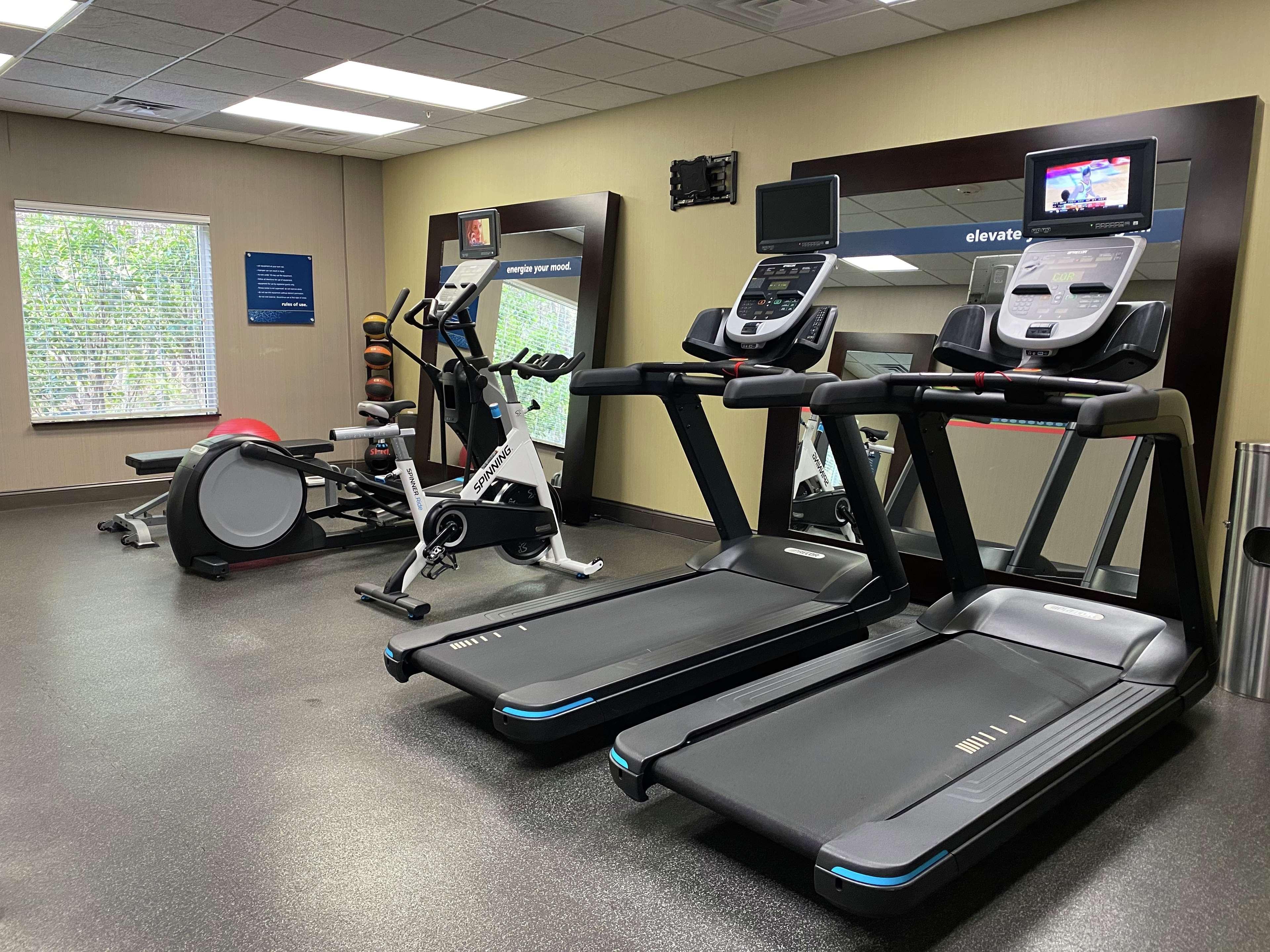 Hampton Inn By Hilton Leesville Fort Johnson Zewnętrze zdjęcie