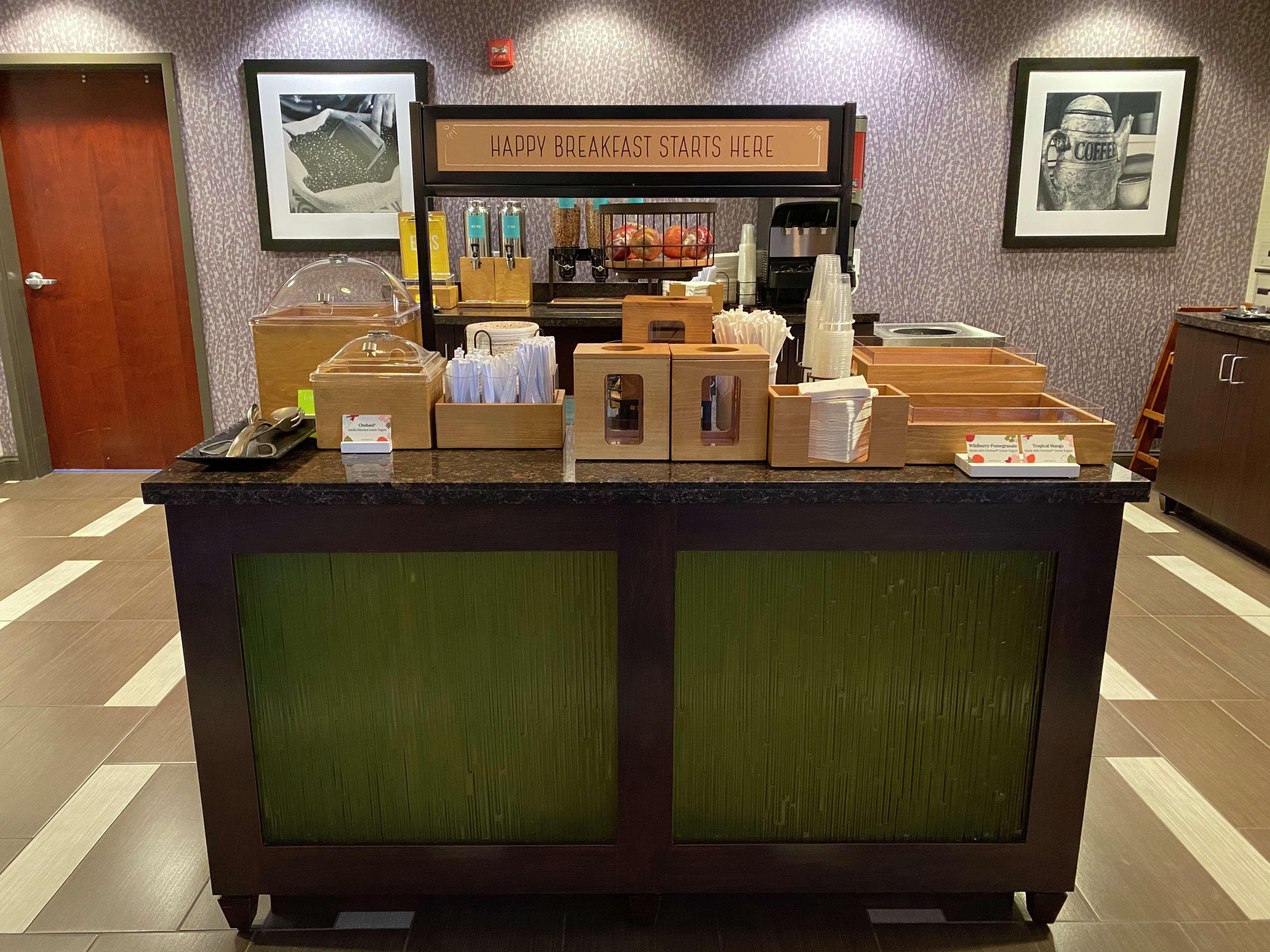 Hampton Inn By Hilton Leesville Fort Johnson Zewnętrze zdjęcie