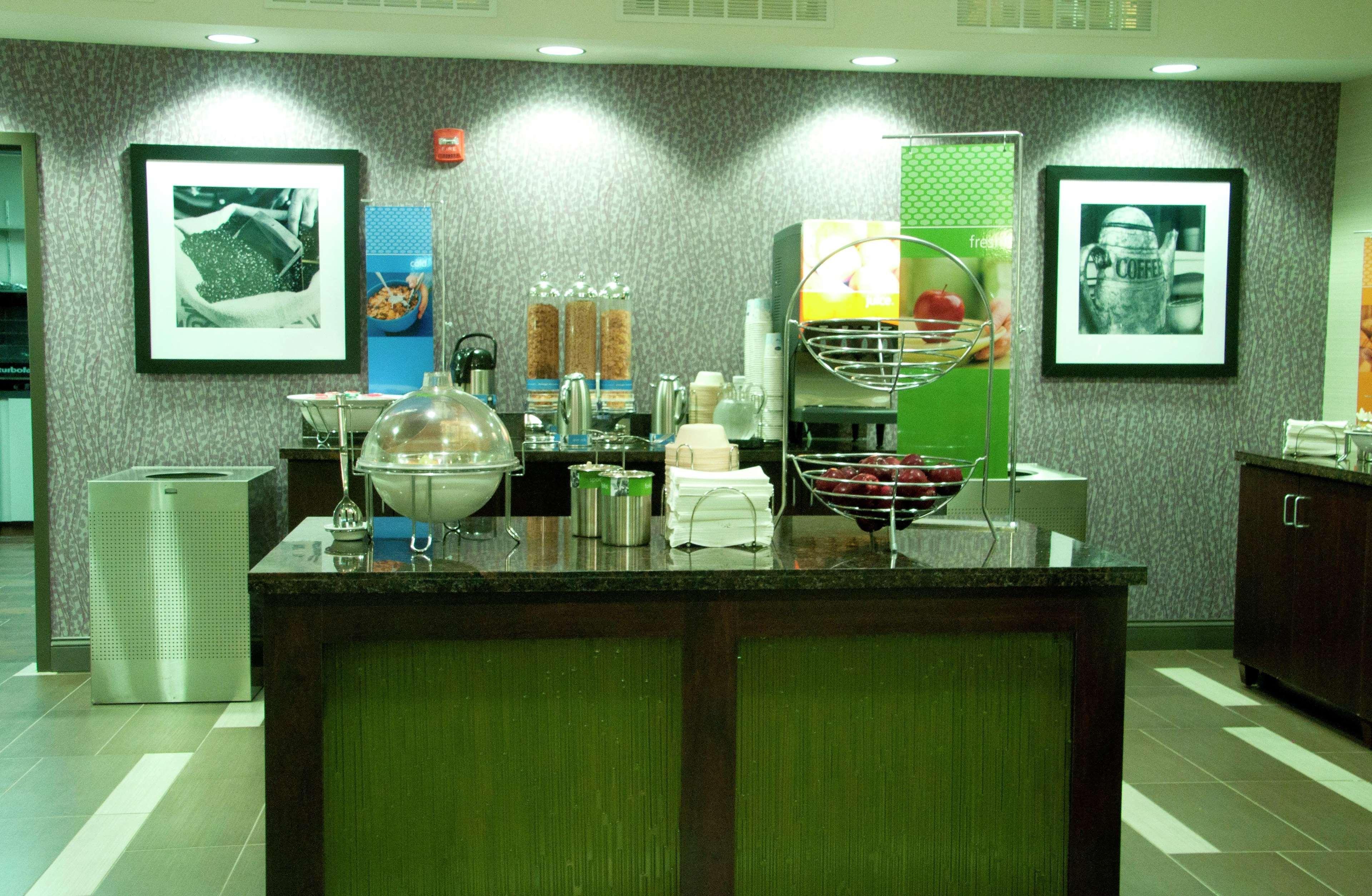 Hampton Inn By Hilton Leesville Fort Johnson Zewnętrze zdjęcie