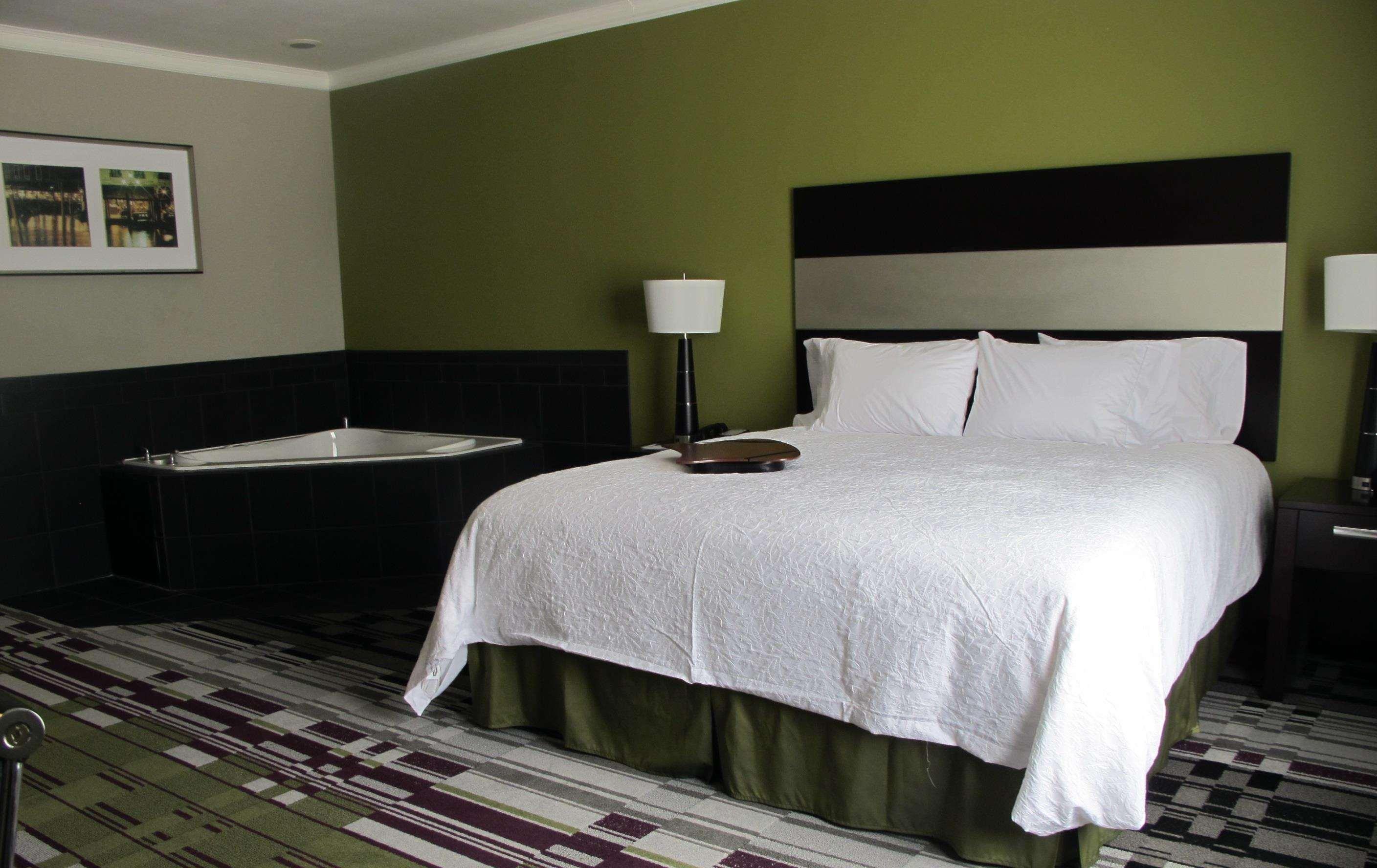 Hampton Inn By Hilton Leesville Fort Johnson Pokój zdjęcie