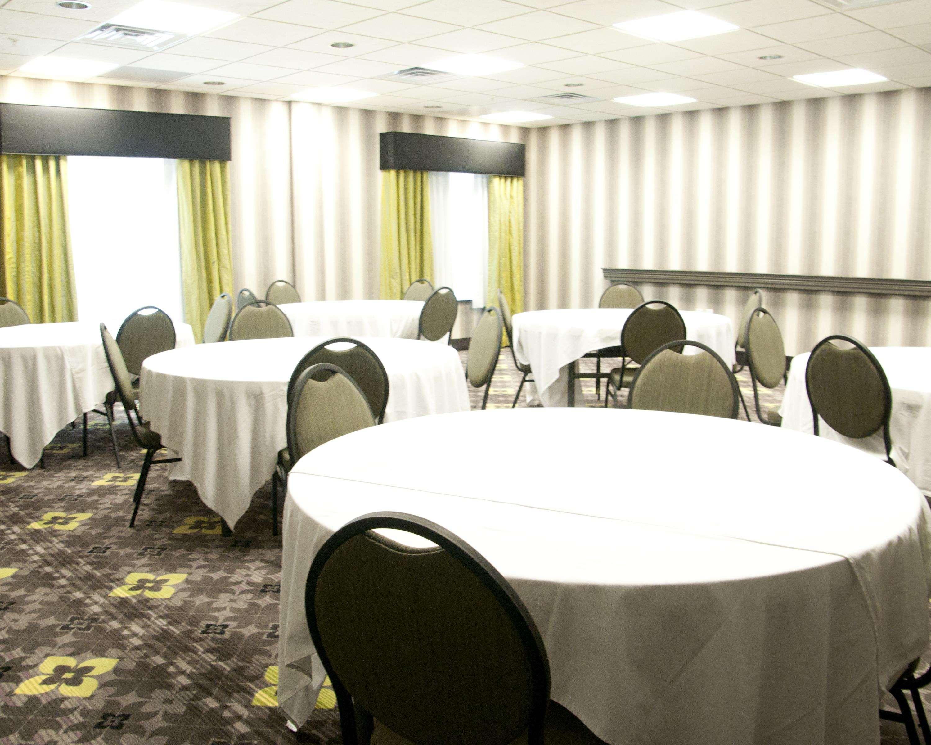 Hampton Inn By Hilton Leesville Fort Johnson Zewnętrze zdjęcie